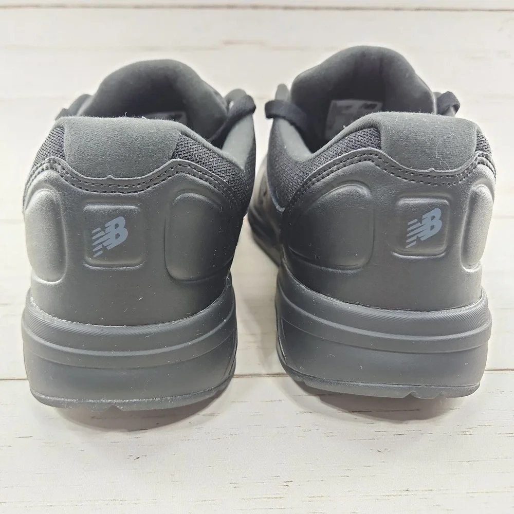 New Balance 813 Mens Size 10 D Black Leather Walking Shoes Sneakers MW813BK‎